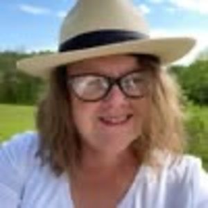 Meet your Posher, Tonya